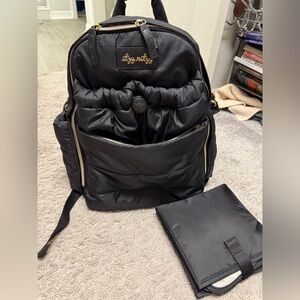 Itzy Ritzy Dream Backpack and Pump Bag in midnight black